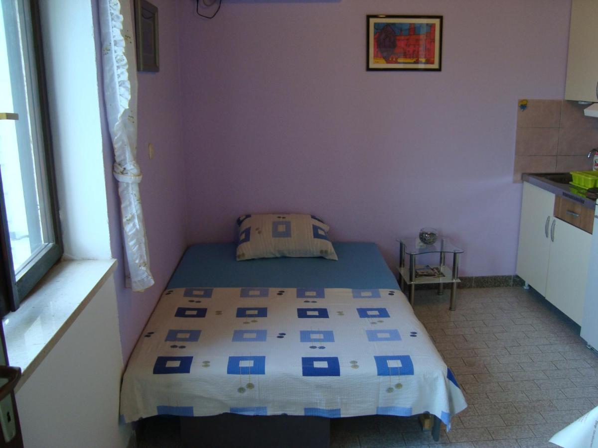 Apartmani Daria & Jure Трогир Екстериор снимка