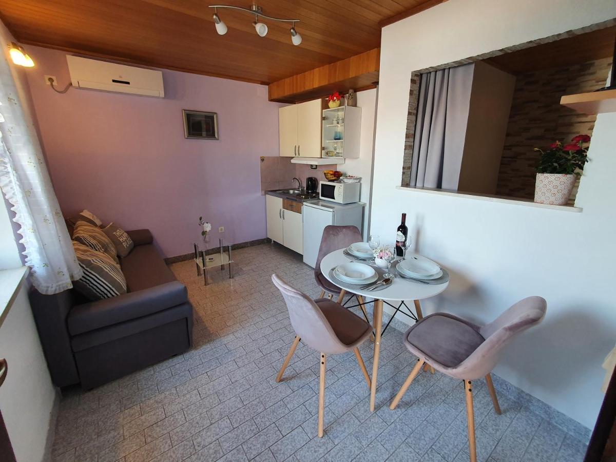Apartmani Daria & Jure Трогир Екстериор снимка